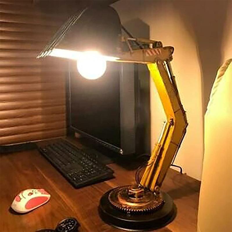 Industrial Style Excavator Table Lamp