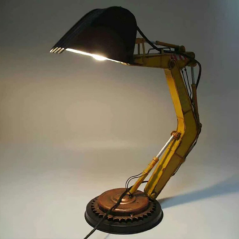 Industrial Style Excavator Table Lamp