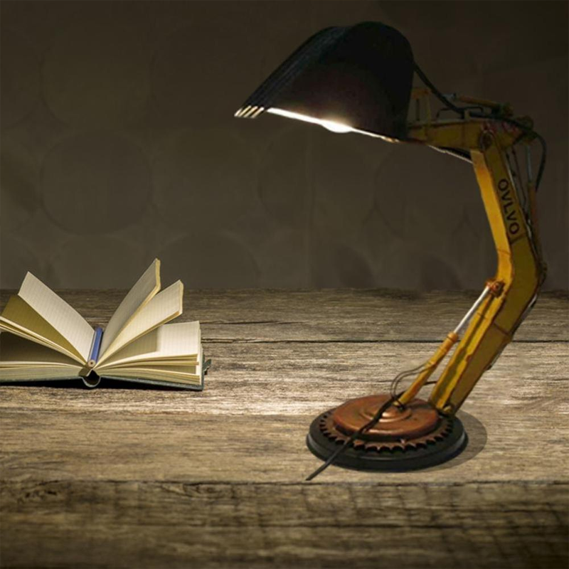 Industrial Style Excavator Table Lamp